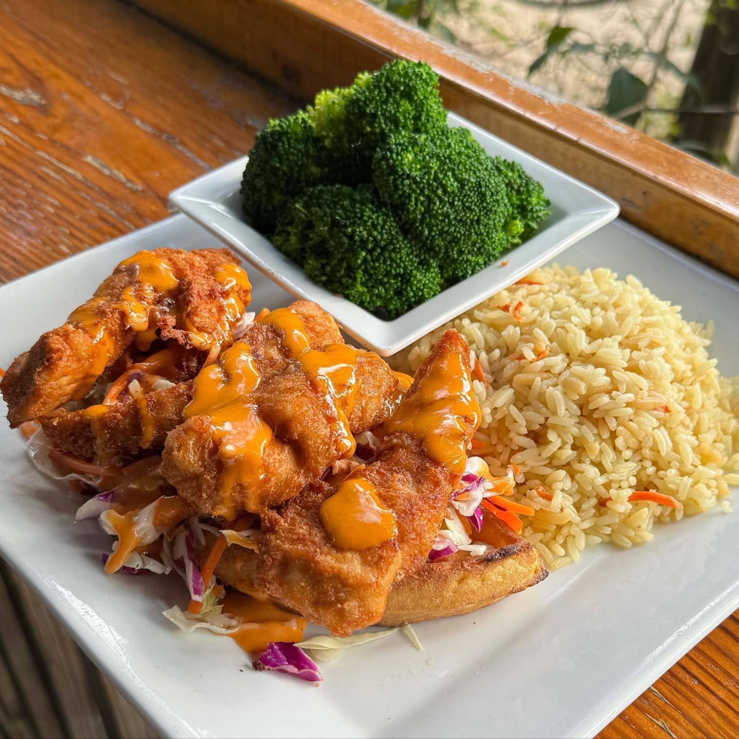 Neighborhood Nosh: dine and earn cash back