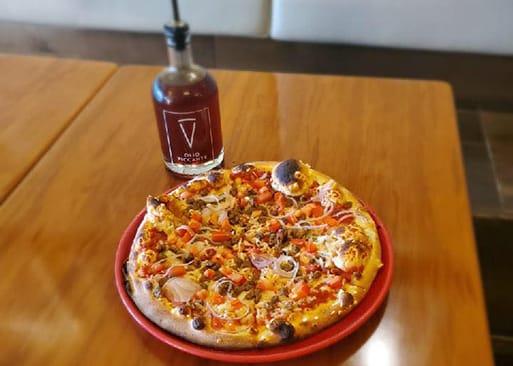 Il Vicino Wood Oven Pizza