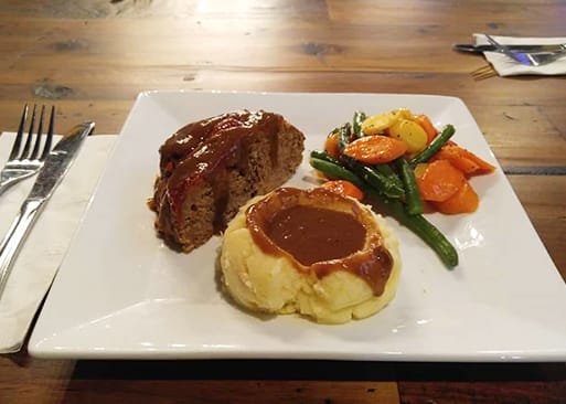 The Sportsmans Grille