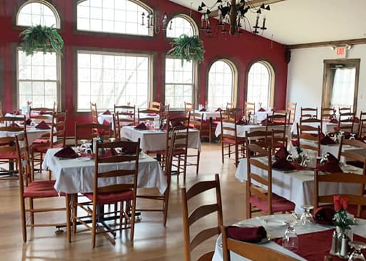 Christine's Creekside Inn