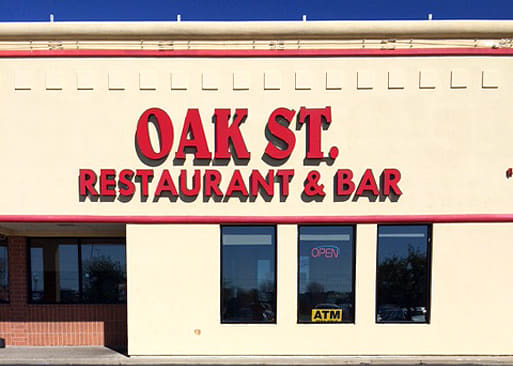Photo 1 of 4: Oak Street Restaurant and Bar