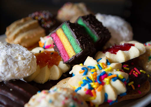 Amici's Bakery