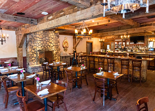 Little Pub - Old Saybrook