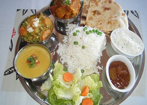 Photo 1 of 4: Everest Indian Restaurant