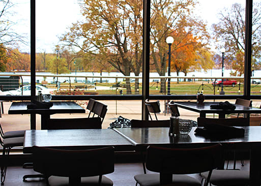 4 Sisters Wine Bar & Tapas Restaurant