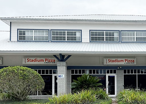 Lakeland Stadium Pizza and Italian Grill