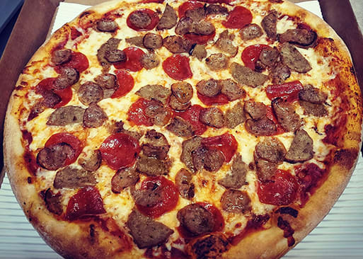 Photo 1 of 4: Lakeland Stadium Pizza and Italian Grill