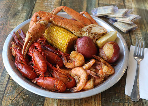 Red Crab Juicy Seafood - Fredericksburg
