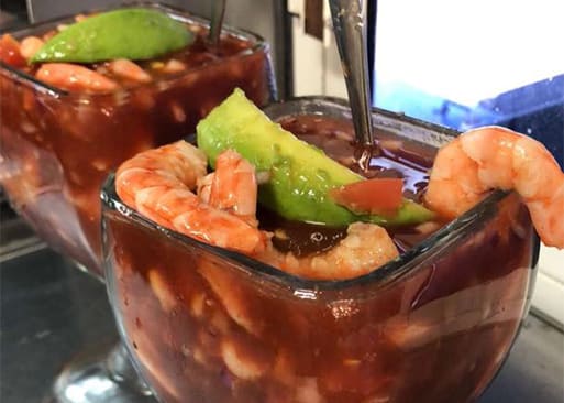 Baja Mar Mariscos Y Cahuamanta