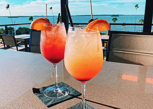 Hi-fi Rooftop Bar