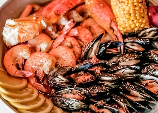 Hook & Reel Cajun Seafood & Bar - Gaithersburg