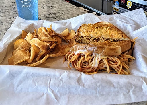 Quintons Bar & Deli