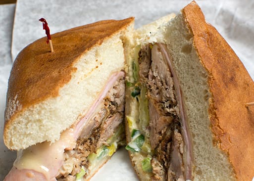 Quintons Bar & Deli