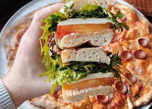 Cuzzie's Pizzeria Kitchen