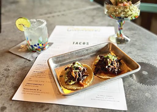 Photo 1 of 4: Comomango Mexican Kitchen and Cantina