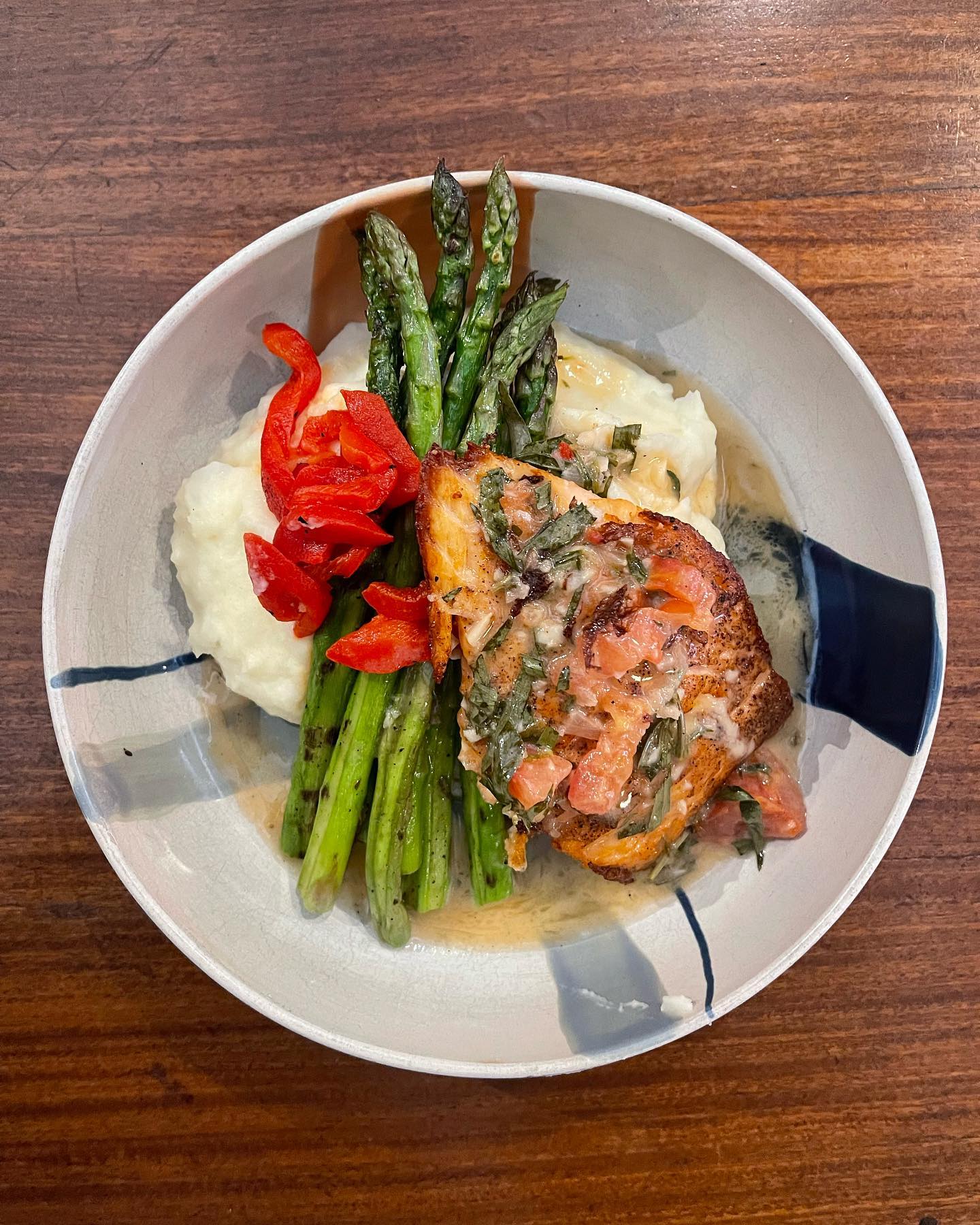 Fume Bistro & Bar