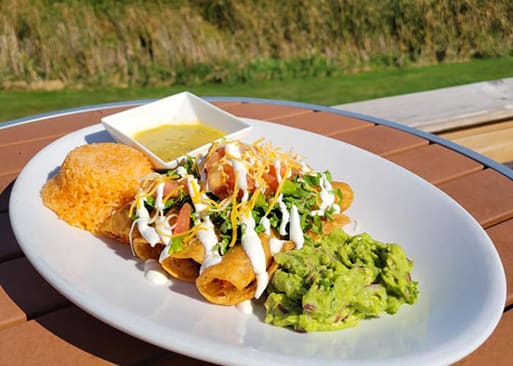 Deacon's Restaurant & Bar at the Golf Farm