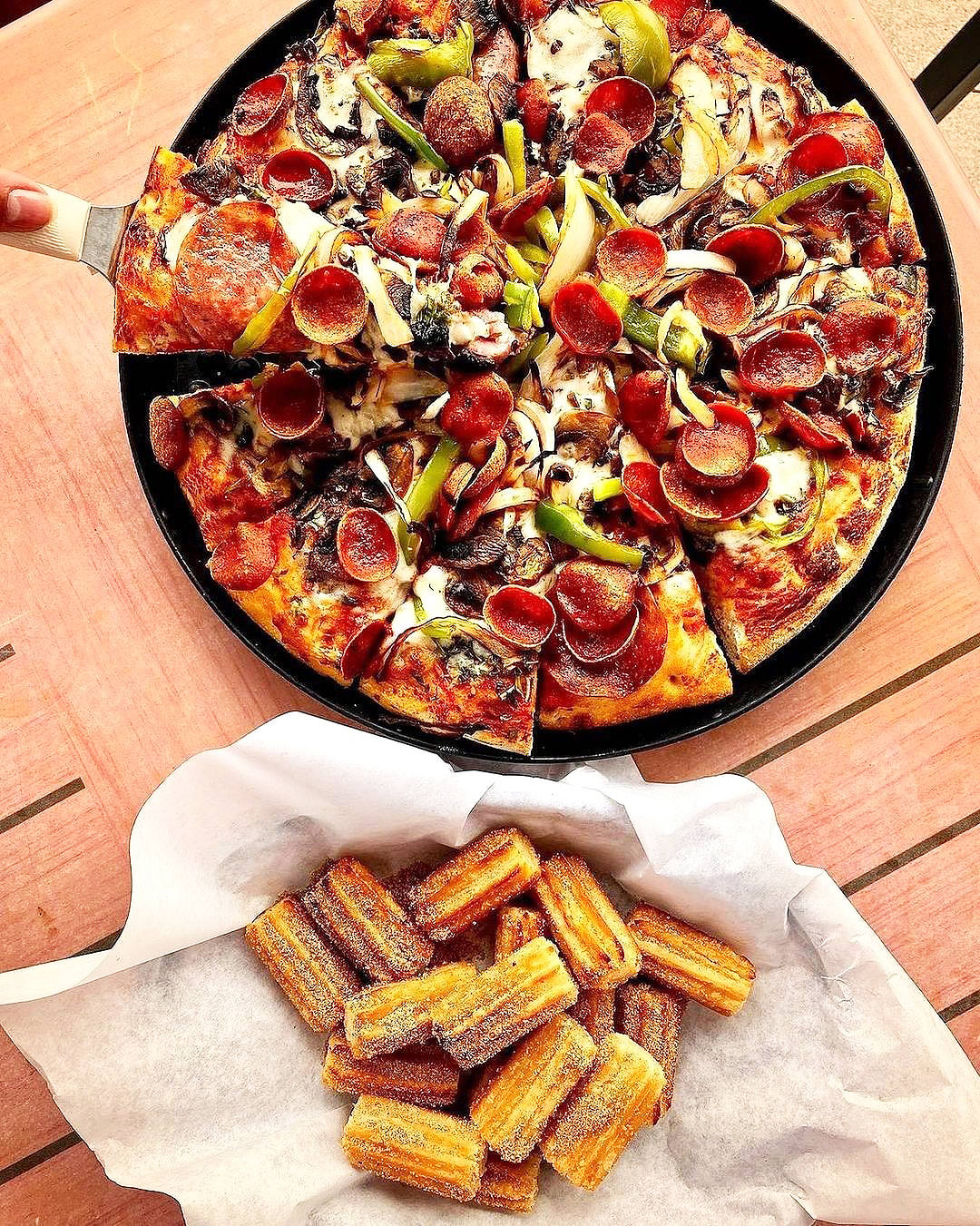 Photo 1 of 4: Mountain Mike's Pizza - Roseburg