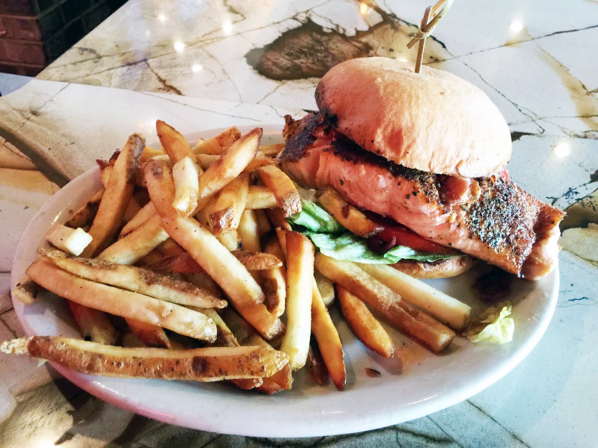 Pauls Deli Restaurant
