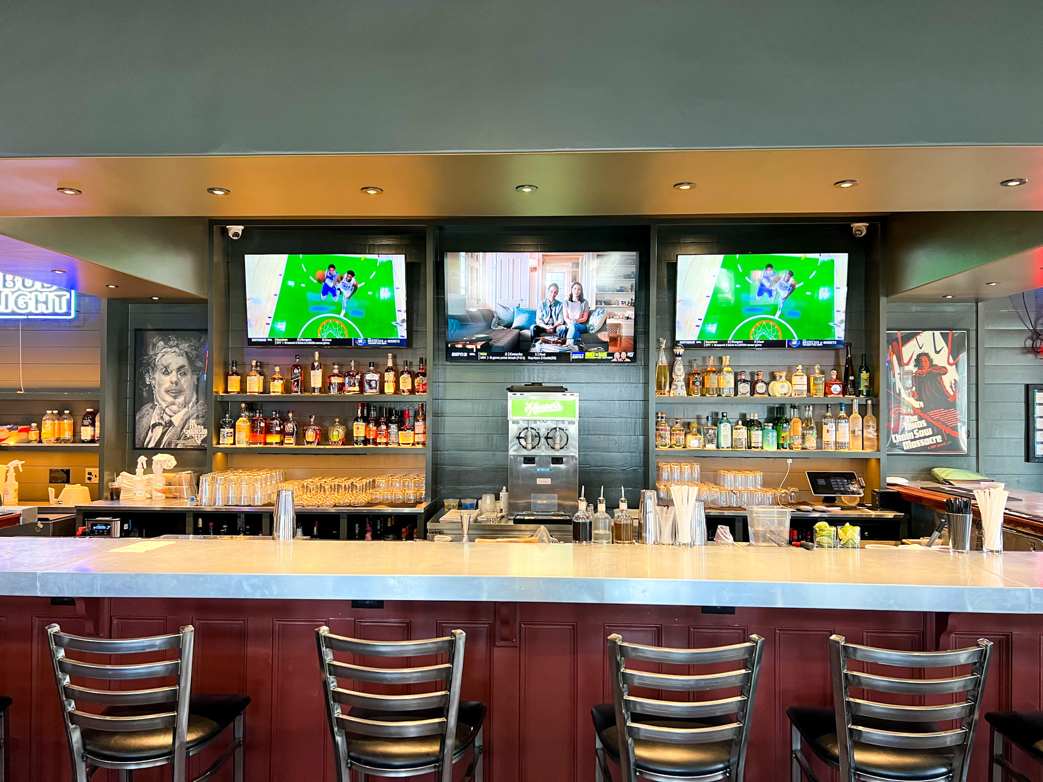 Hooper's Bar & Restaurant