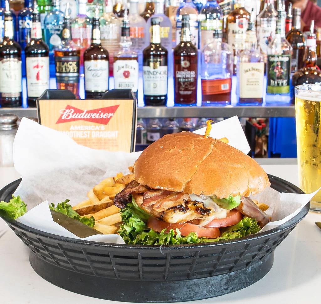 Photo 1 of 4: Legendz Sports Bar & Grill