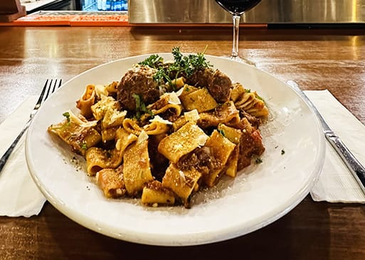 Bella Napoli Pizzeria & Restaurant