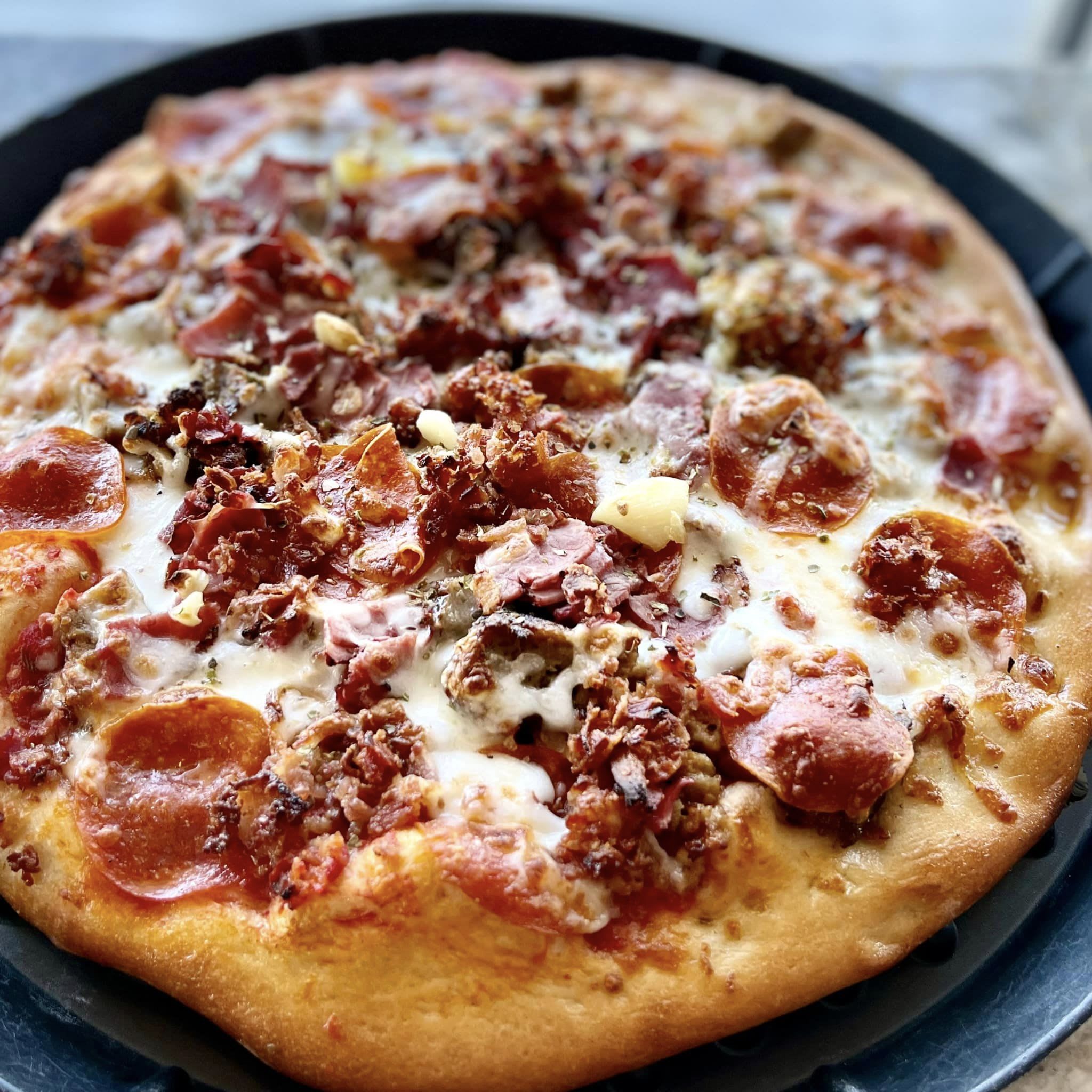 Gina's Pizza