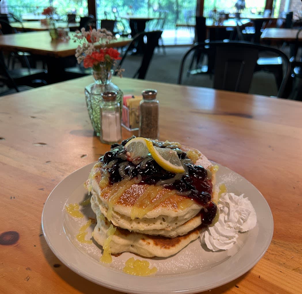 Eggsquisite Cafe