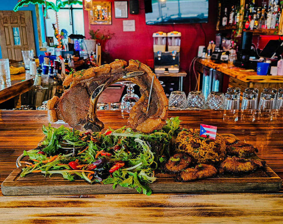 Elie's Chinchorro Caribbean Bistro