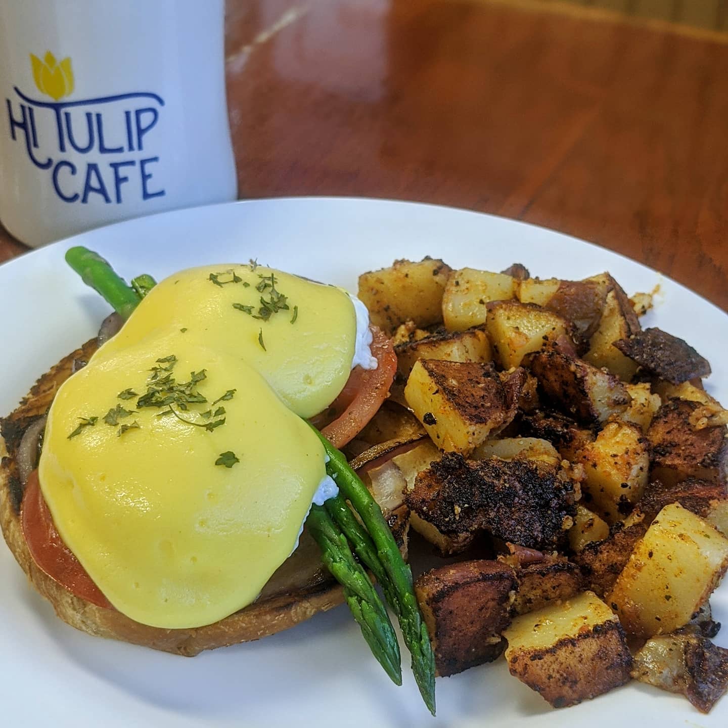 Hi Tulip Cafe