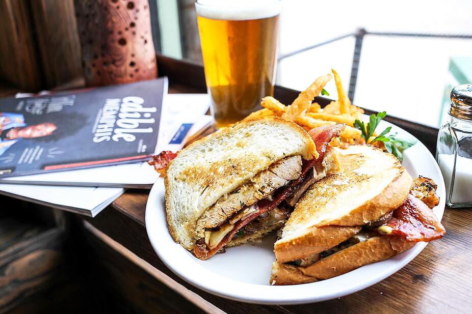Bantam Pub