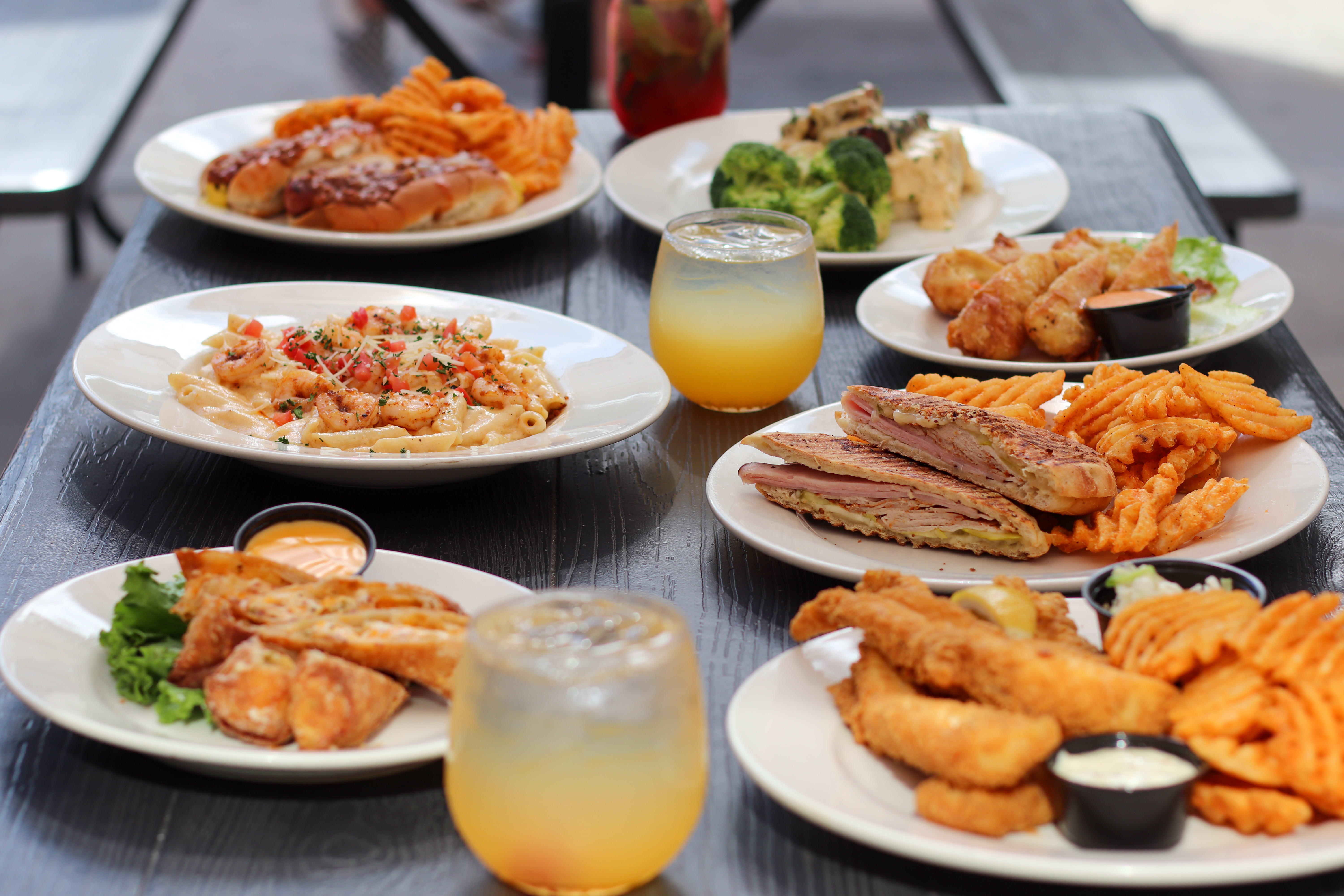 Photo 1 of 4: King Street Grille