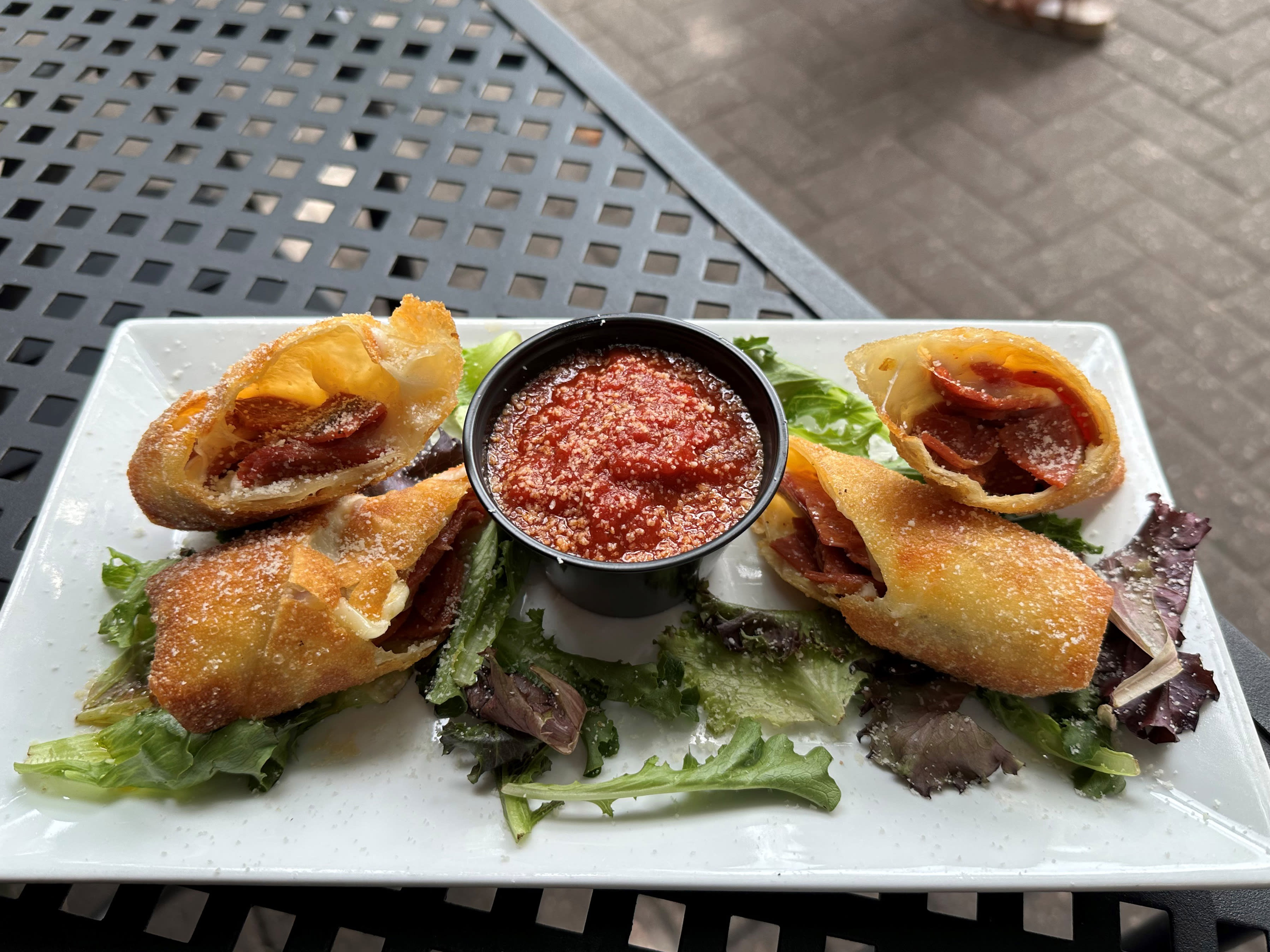 Hungry Palate Bar & Grill