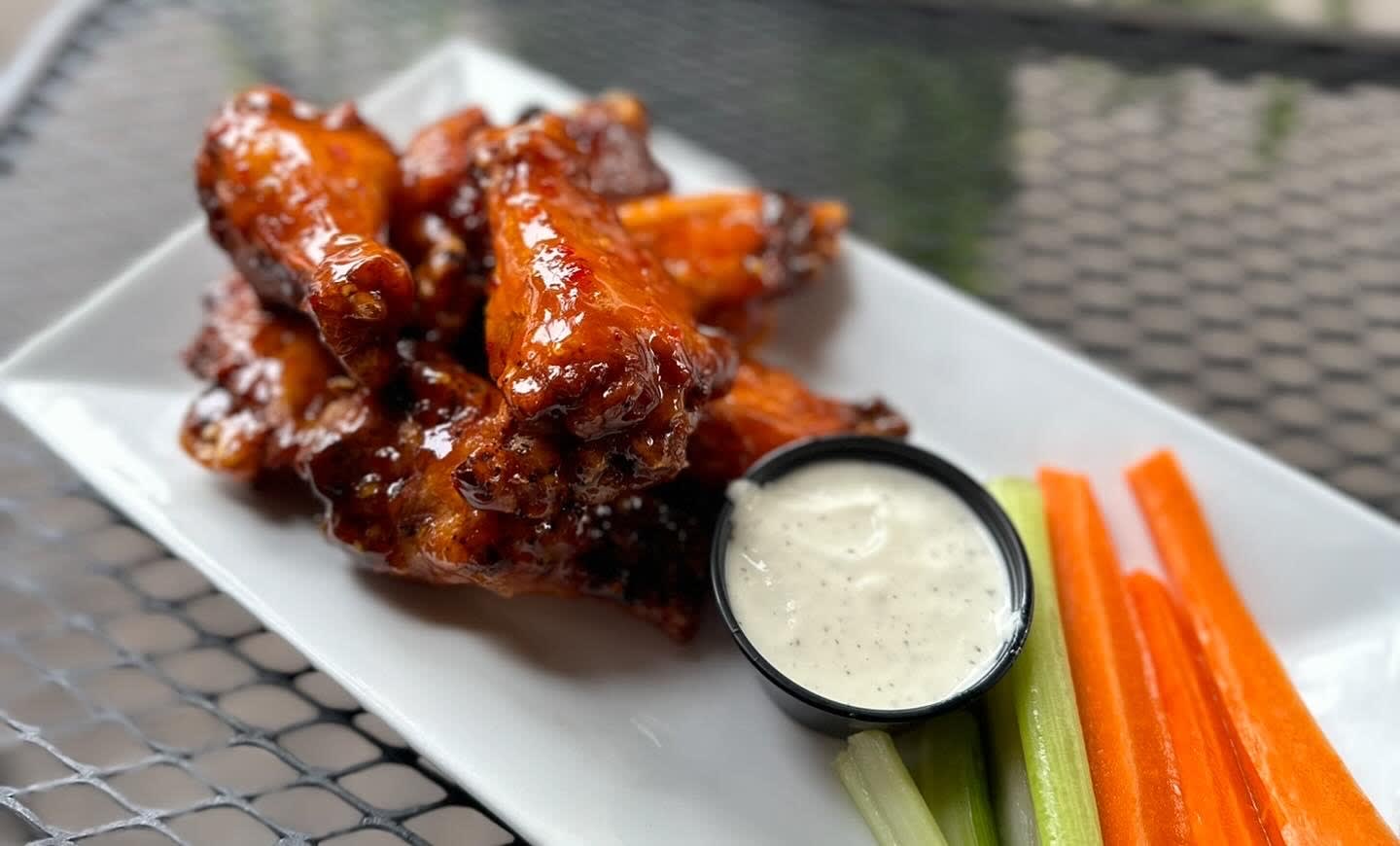 Hungry Palate Bar & Grill