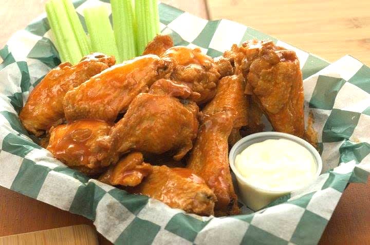 Photo 1 of 4: Beef 'O' Brady's Lake Wales