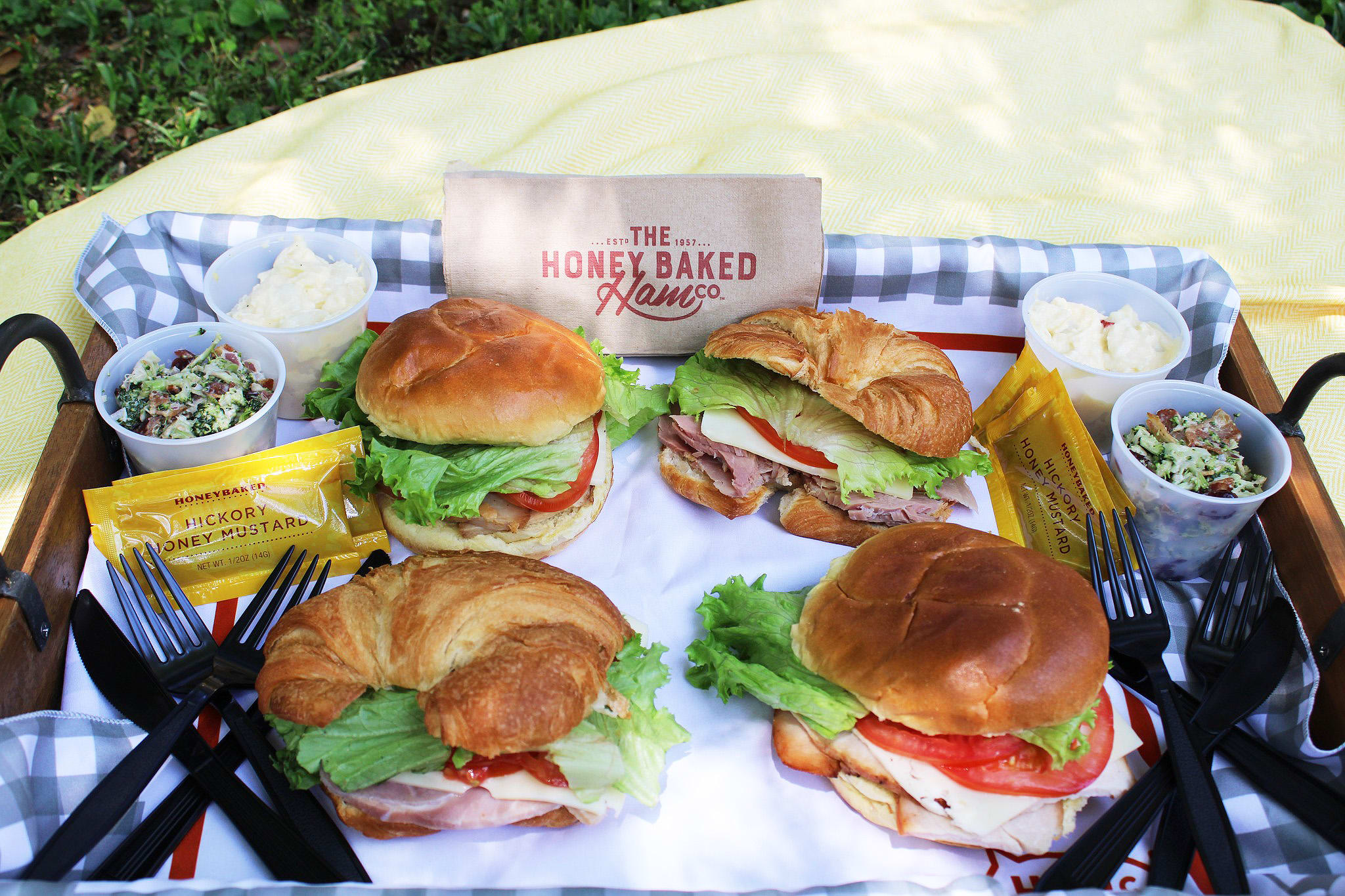 Honey Baked Ham Co., The