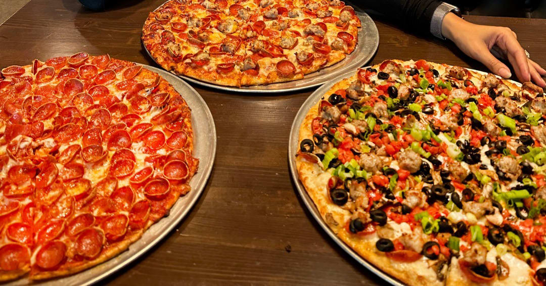Photo 1 of 4: Mountain Mike's Pizza