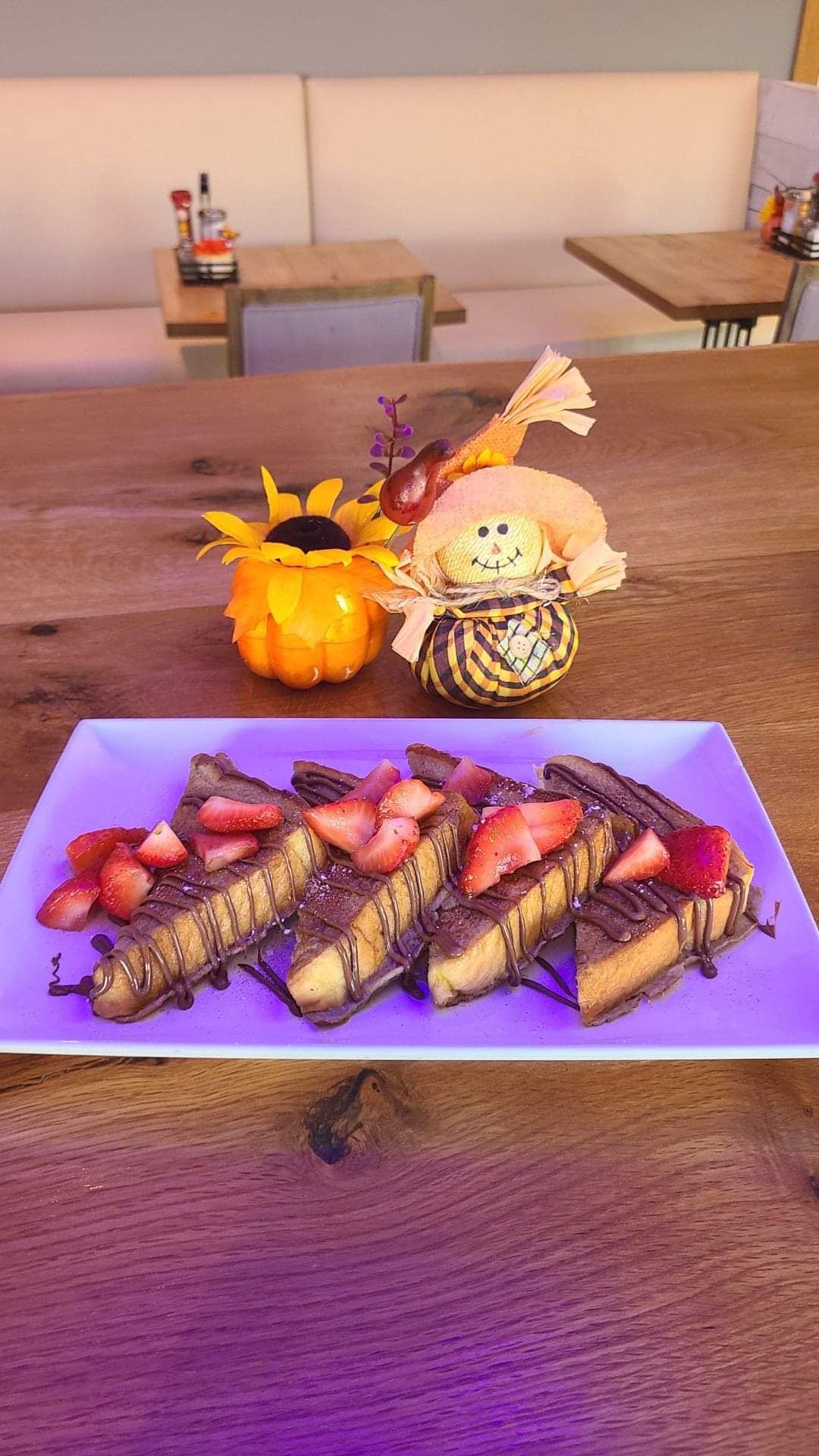 Photo 1 of 4: Eggspress Cafe
