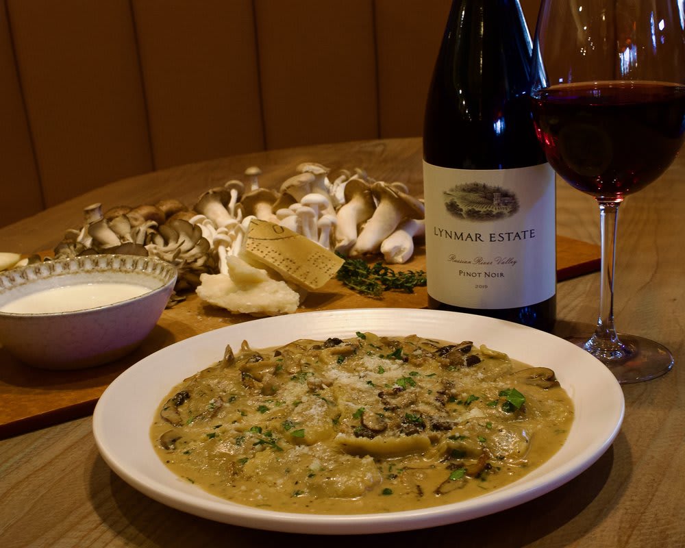 Photo 1 of 4: Melo's Italian Table