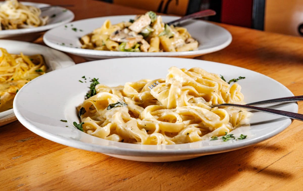 Mannino's 4 Pizza & Restaurant