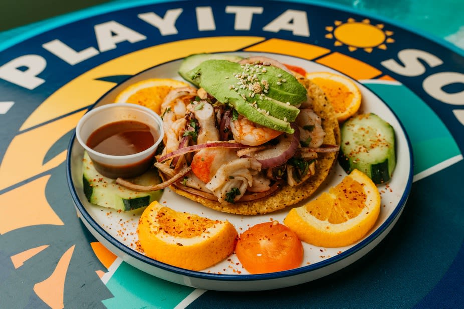 La Playita Tacos y Mariscos