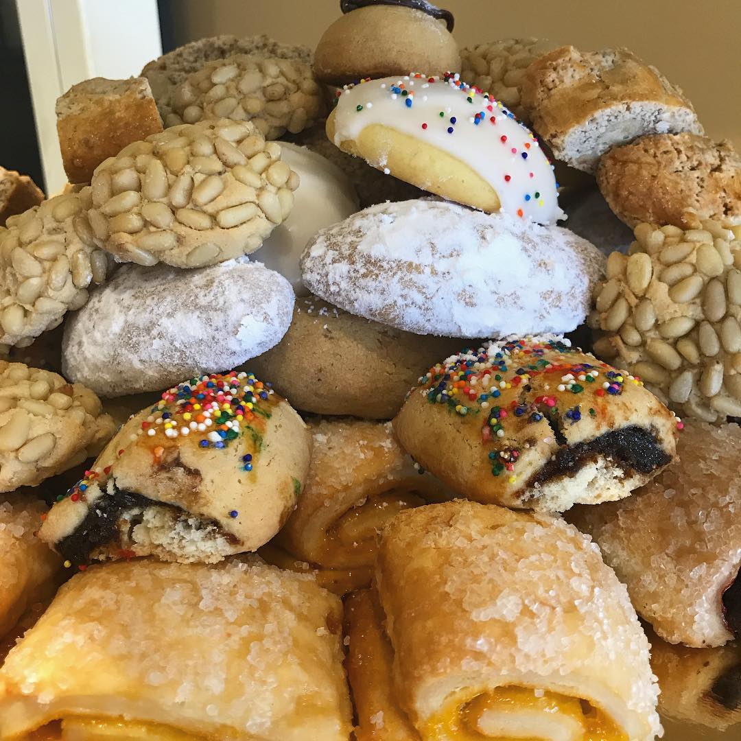 Ninos Pastry Shoppe