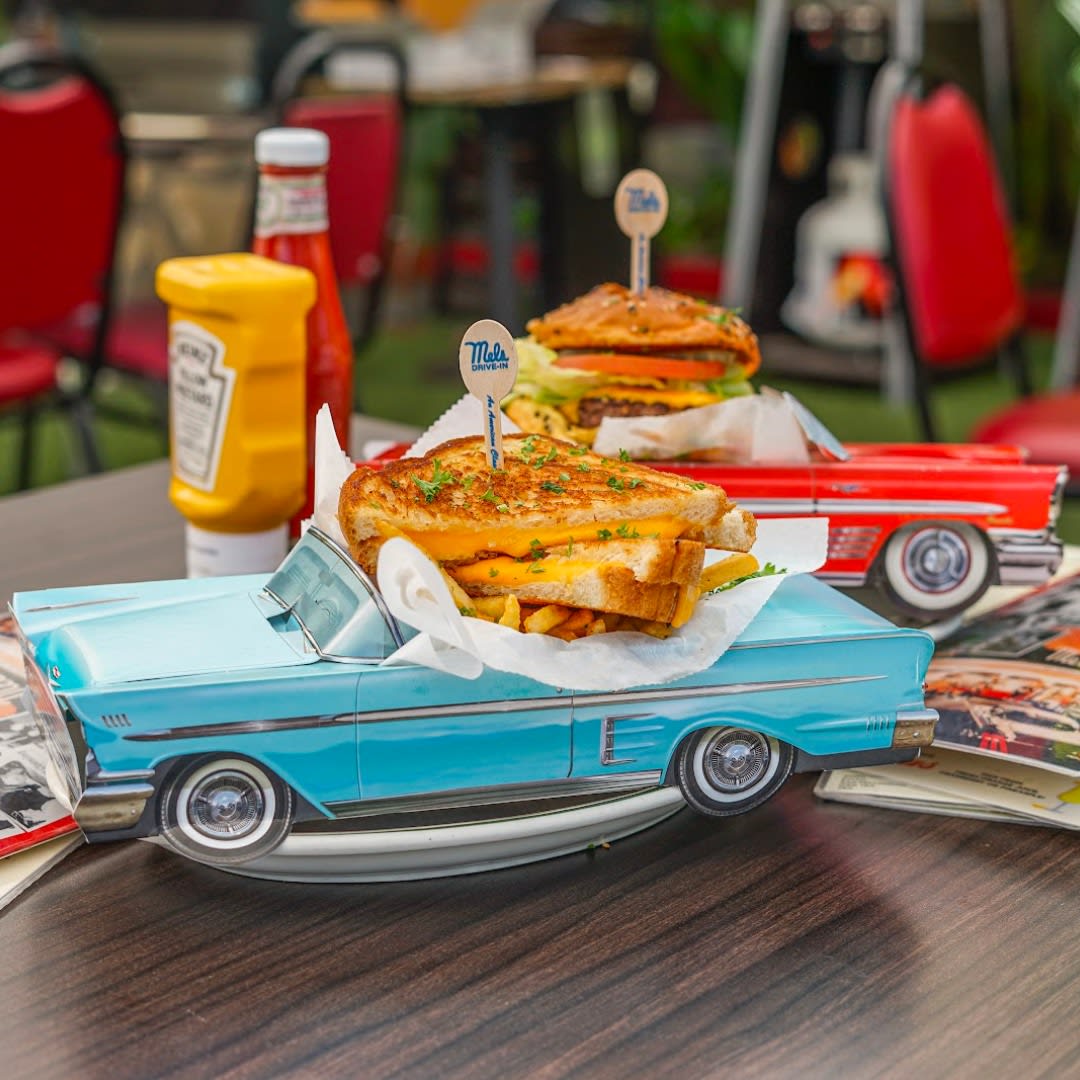 Mel's Drive-In