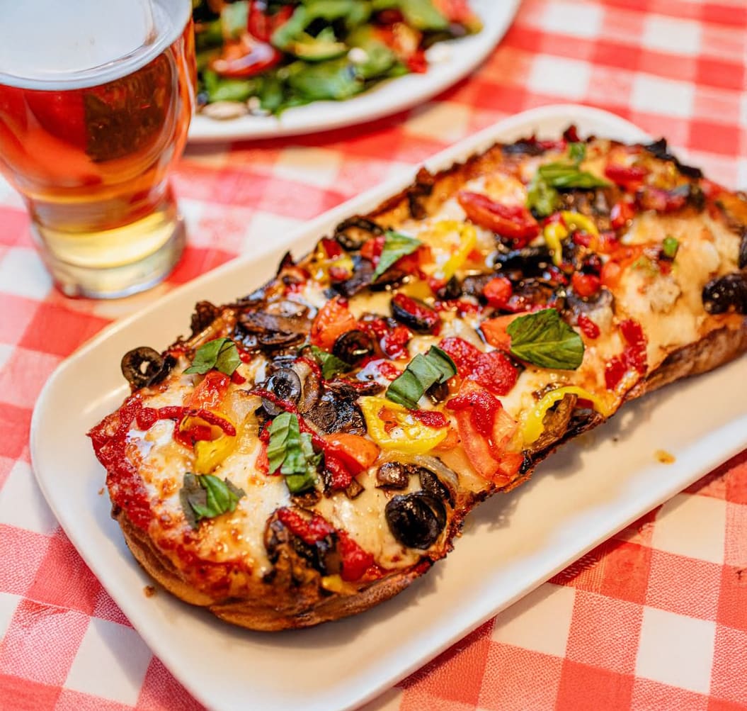 Jolly's Pizza CWRU