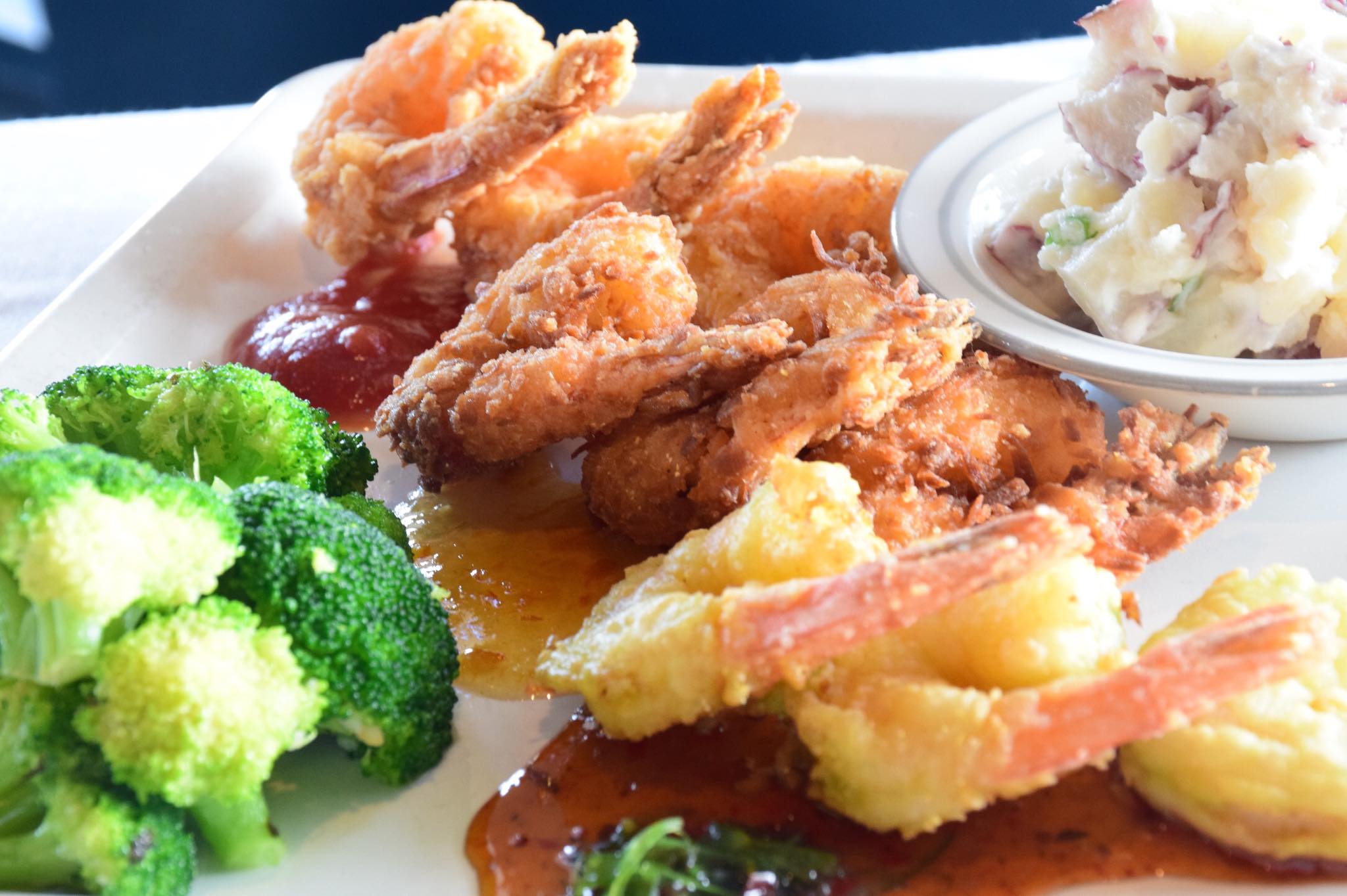 Kacey's Seafood & More - Fruitville