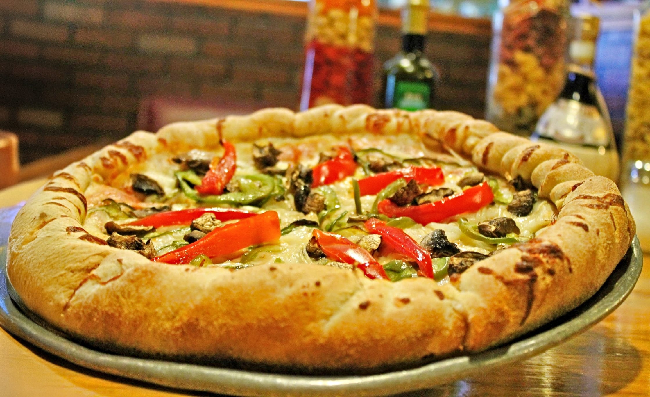 Photo 1 of 4: Vic's Italian Restaurant