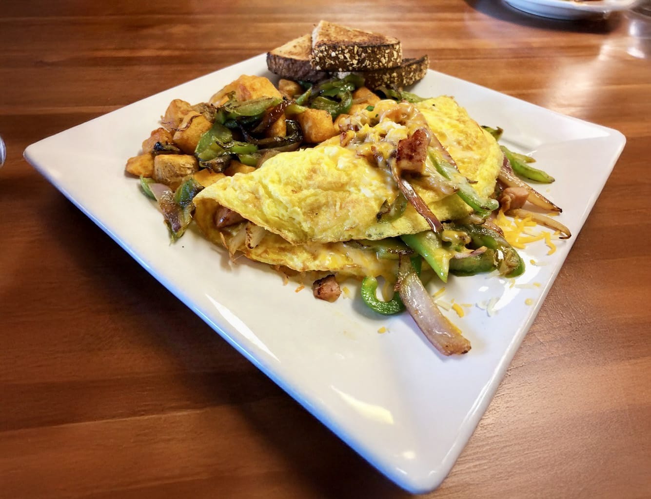 Photo 1 of 4: Makai Cafe
