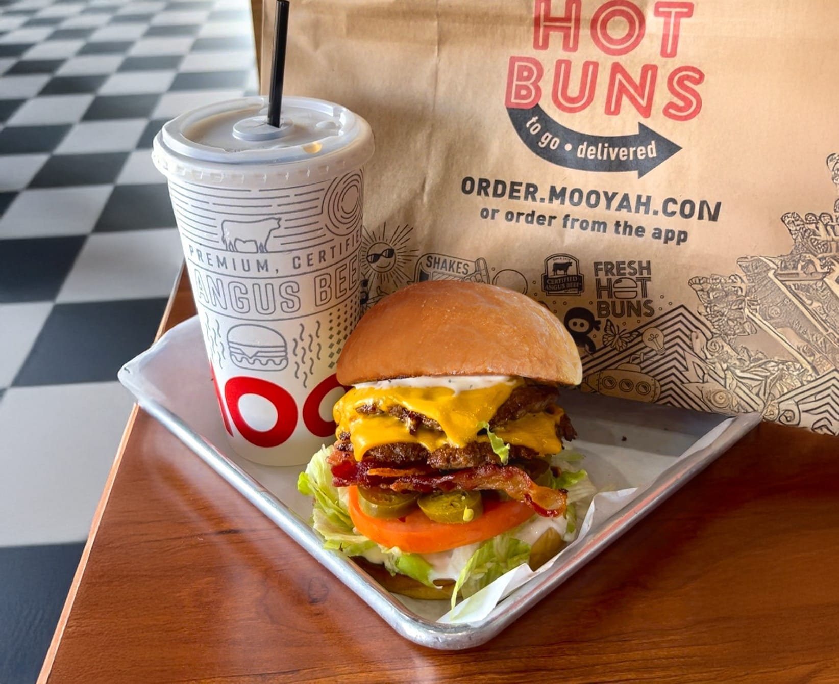 Mooyah Burgers, Fries & Shakes - Livermore
