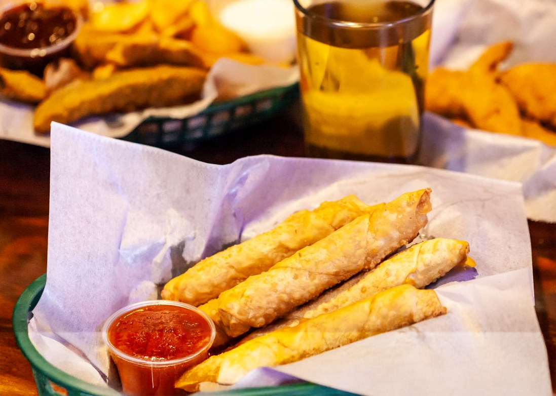 Wooden Nickel Sports Bar & Grill