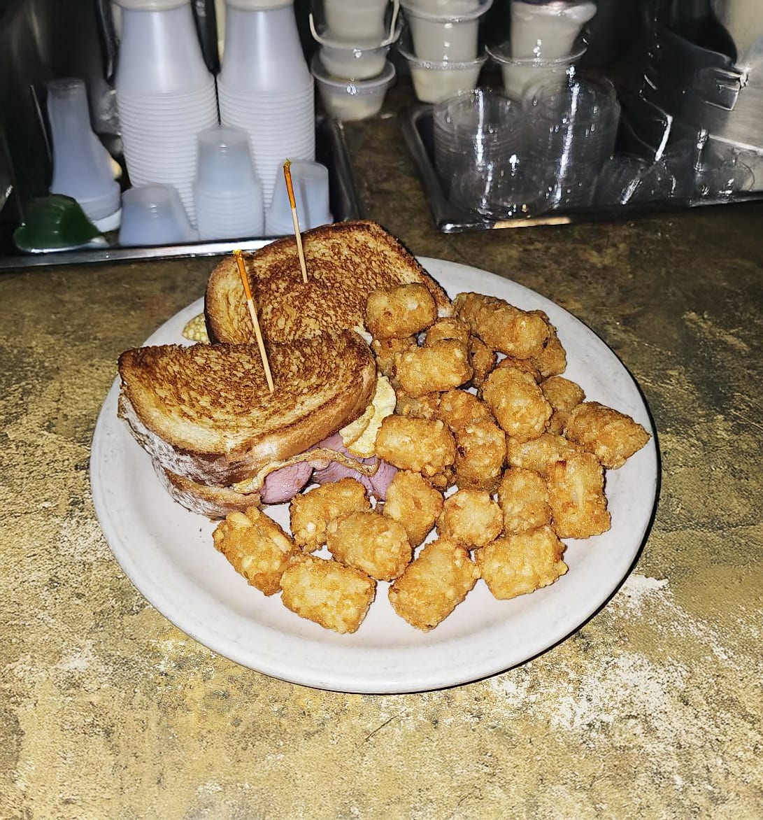 Photo 1 of 4: Frankie Doodle's